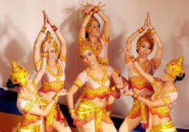 Một số đặc điểm của múa dân gian